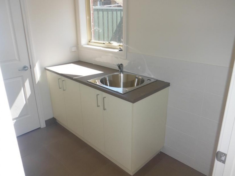 1 & 2/6 Pekin Road, Maryborough VIC 3465