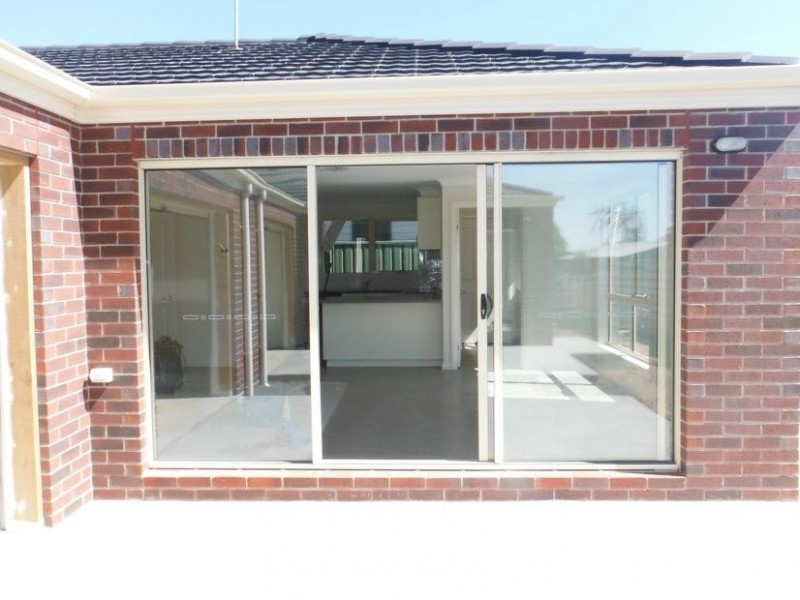 1 & 2/6 Pekin Road, Maryborough VIC 3465