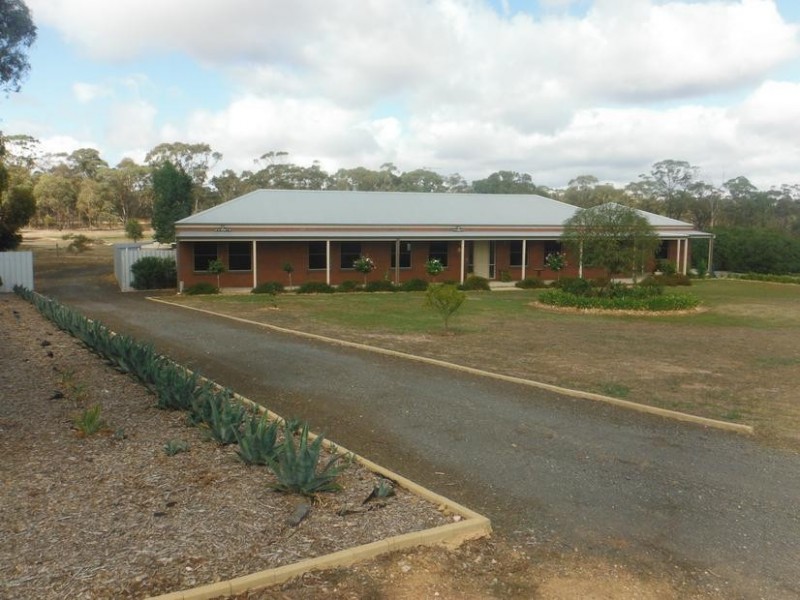 2 Massimo Court, Maryborough VIC 3465