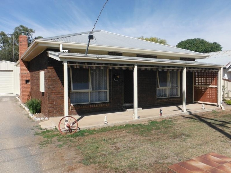 36 Powlett Street CARISBROOK, Maryborough VIC 3465