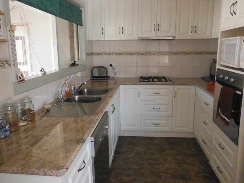 36 Powlett Street CARISBROOK, Maryborough VIC 3465