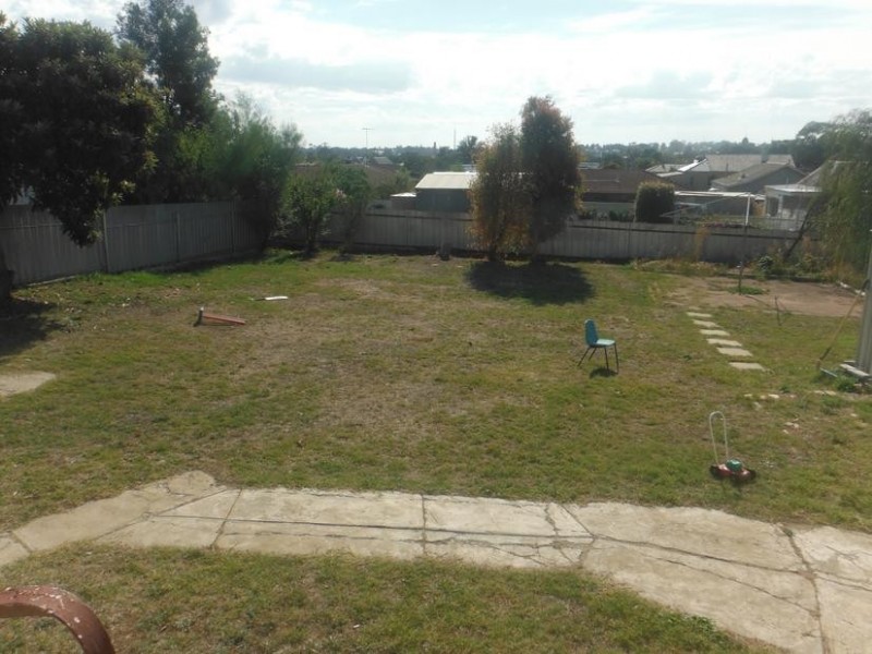 12 Kars Street, Maryborough VIC 3465