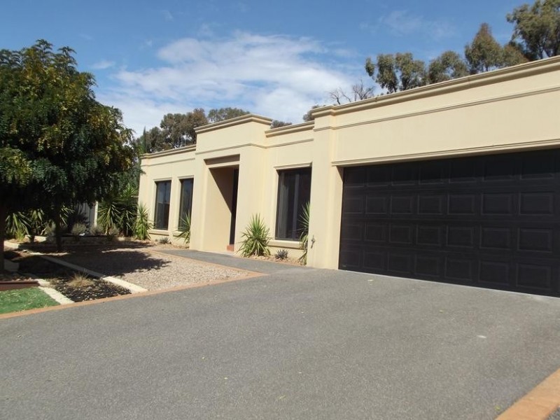 7 Bristol Court, Maryborough VIC 3465