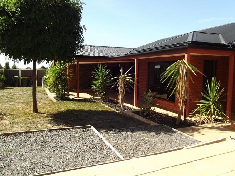 7 Bristol Court, Maryborough VIC 3465