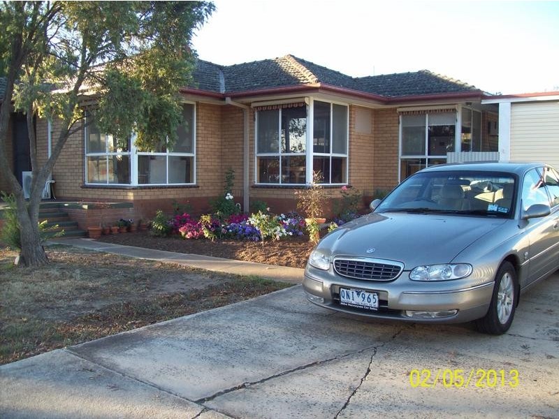 14 McCallum Street, CARISBROOK, Maryborough VIC 3465