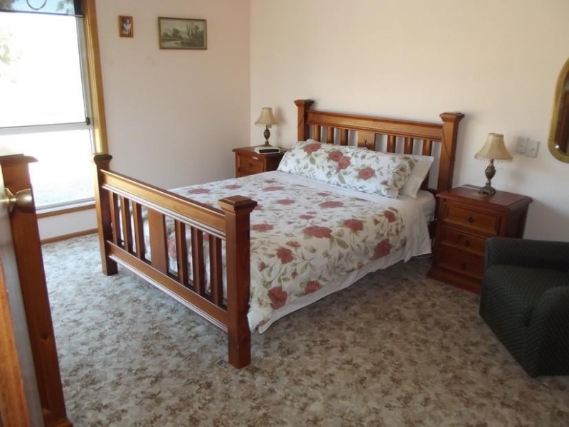 14 McCallum Street, CARISBROOK, Maryborough VIC 3465