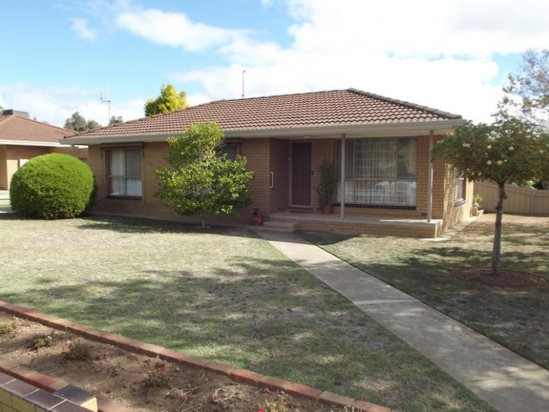 1/103 Inkerman Street, Maryborough VIC 3465