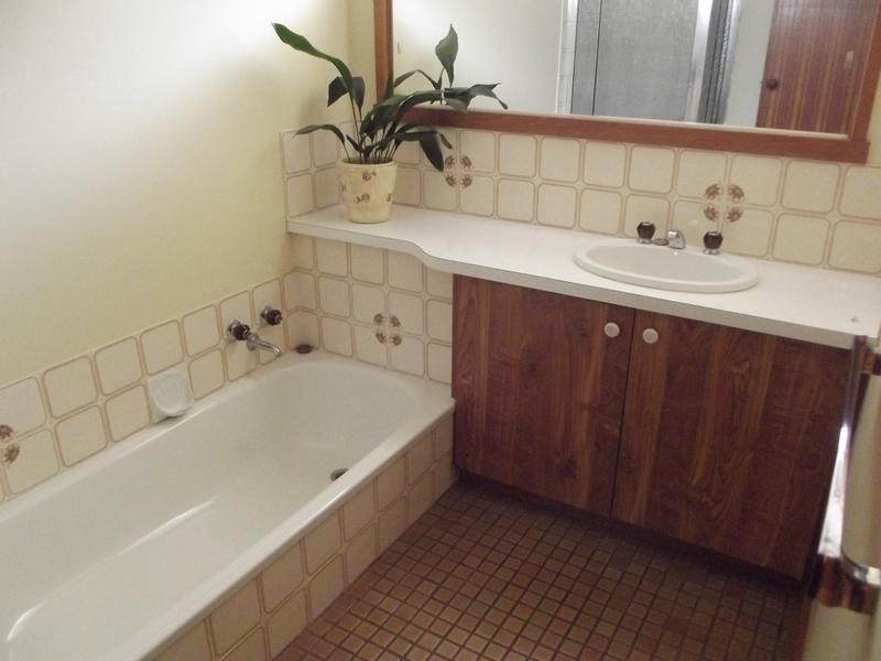 1/103 Inkerman Street, Maryborough VIC 3465