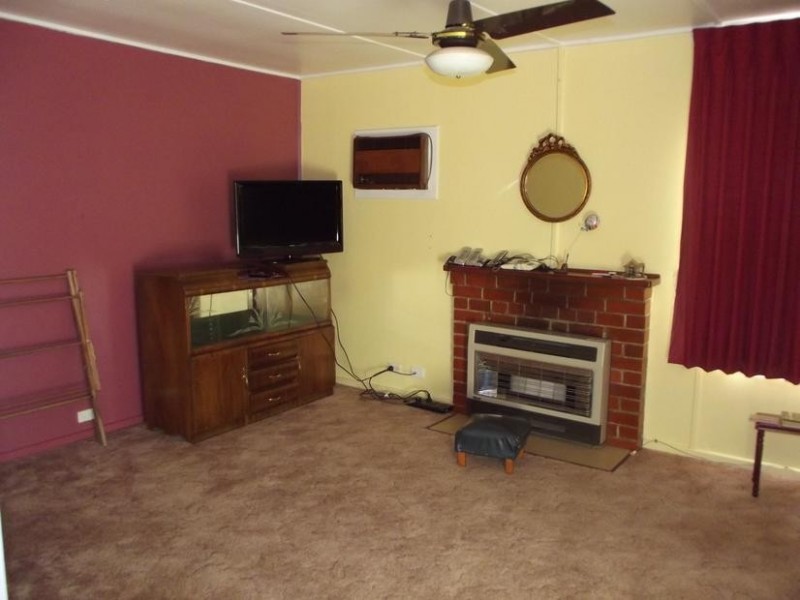 12 Cameron Streeet, Maryborough VIC 3465