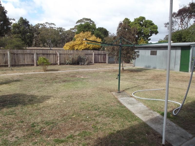 6 Jean Street, Maryborough VIC 3465