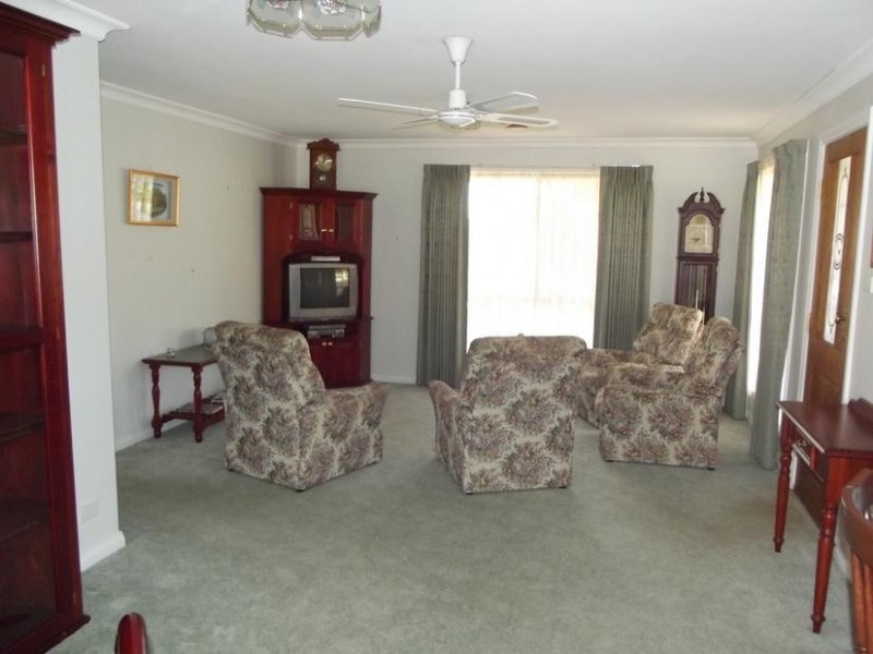 8 Hubble Street, Maryborough VIC 3465