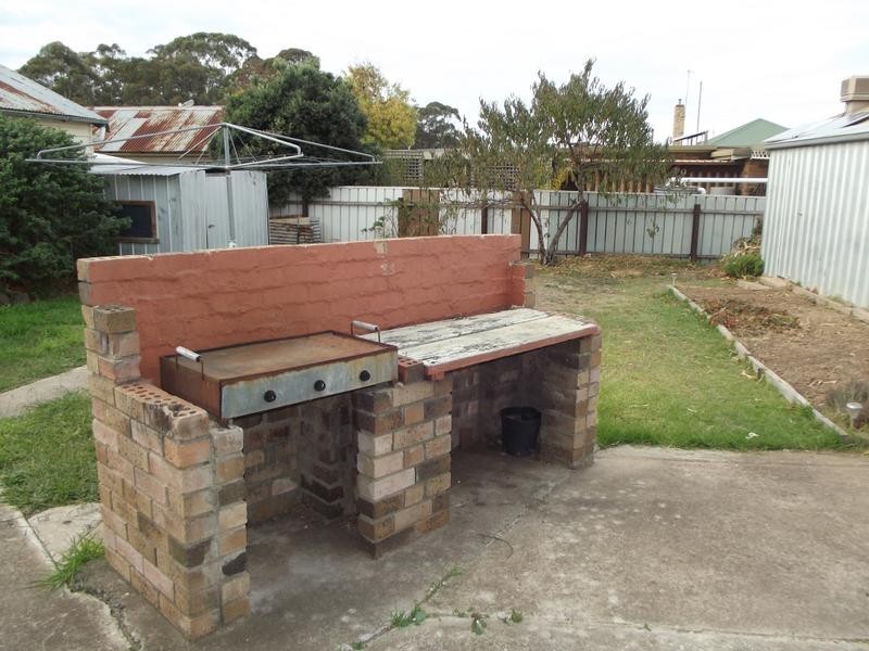 16 Laidman Street, Maryborough VIC 3465