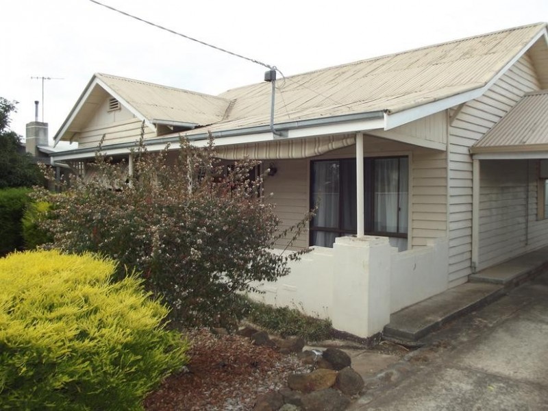 16 Laidman Street, Maryborough VIC 3465