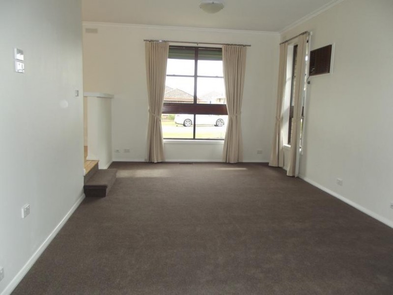 18 Bryant Street, Maryborough VIC 3465