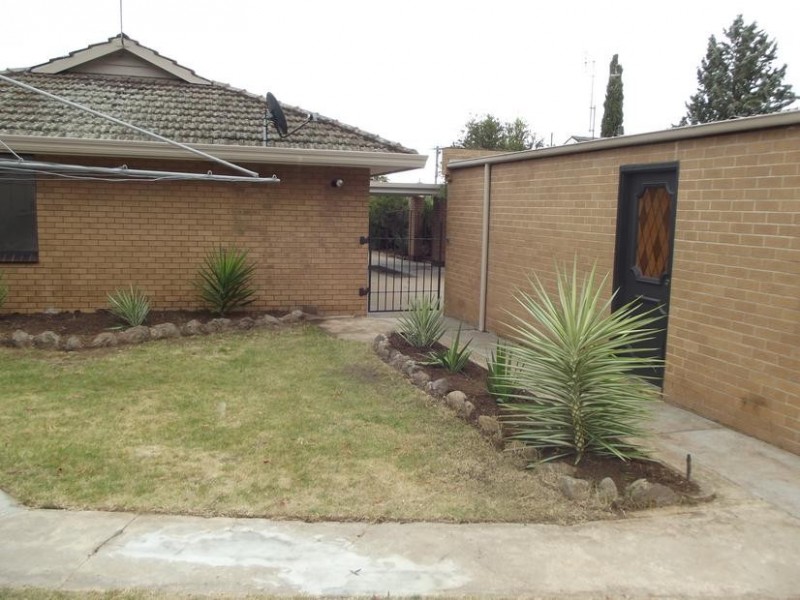 18 Bryant Street, Maryborough VIC 3465