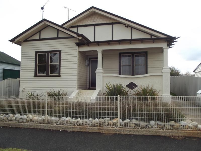 21 Inkerman Street, Maryborough VIC 3465