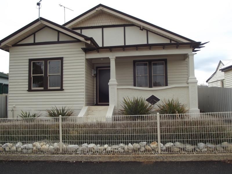 21 Inkerman Street, Maryborough VIC 3465