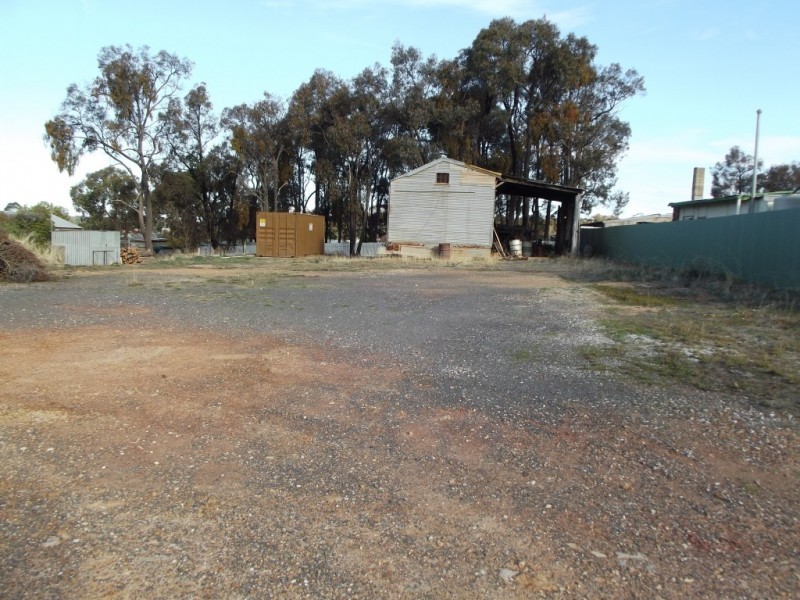 16 Waters Street, Maryborough VIC 3465