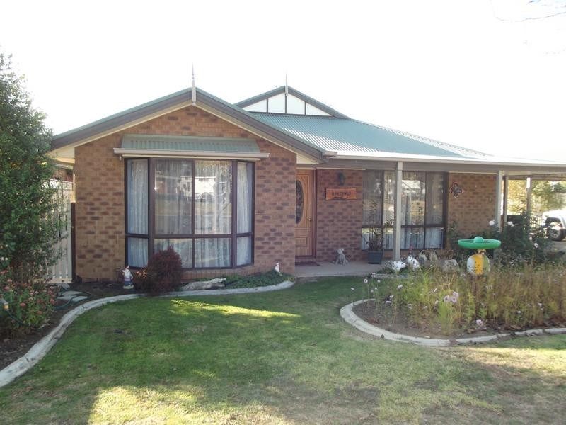 20 Holyrood Street, Maryborough VIC 3465