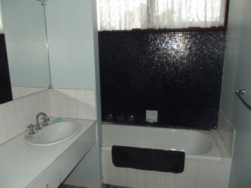 121 Brassey Street, Maryborough VIC 3465