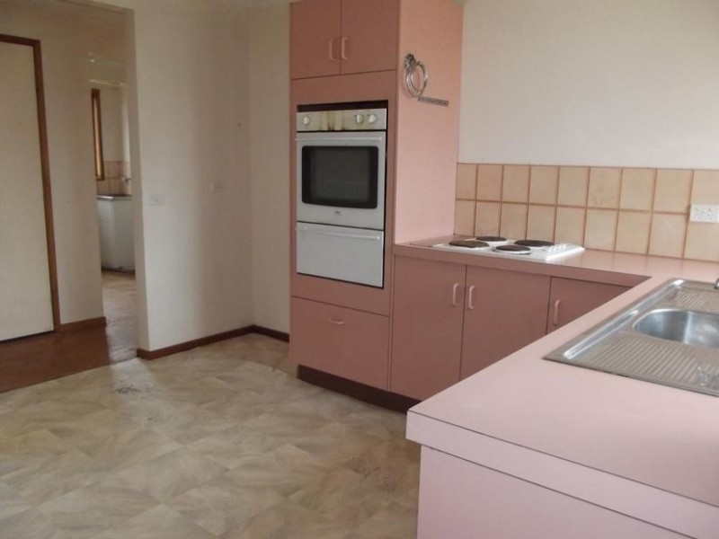 42 Harkin Court ALMA, Maryborough VIC 3465