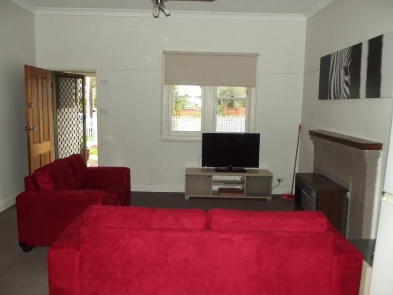 6 Pekin Road, Maryborough VIC 3465