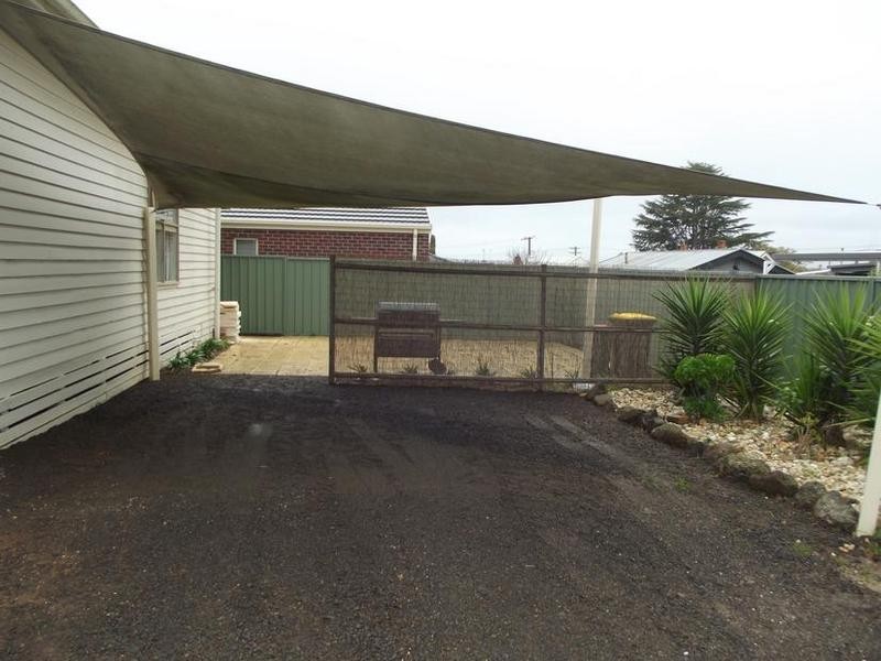 6 Pekin Road, Maryborough VIC 3465
