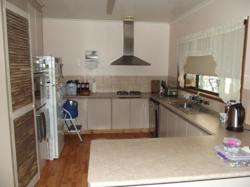 124 Railway Street, Maryborough VIC 3465