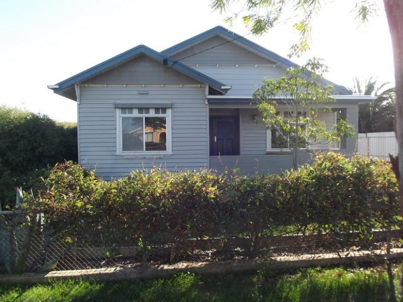 9 Logan Street, Maryborough VIC 3465