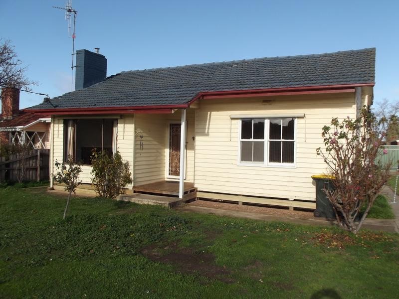 6 Pascoe Avenue, Maryborough VIC 3465