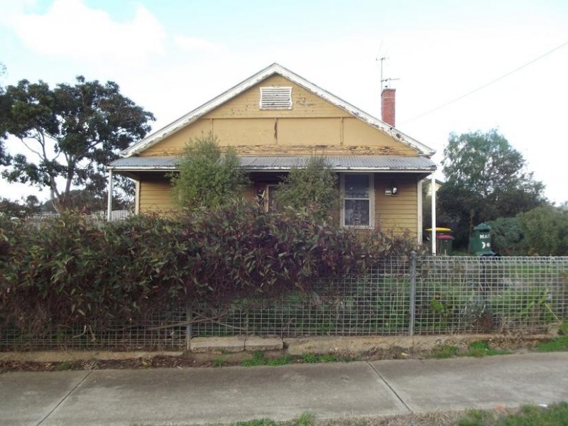 30 Golden Watttle Drive, Maryborough VIC 3465