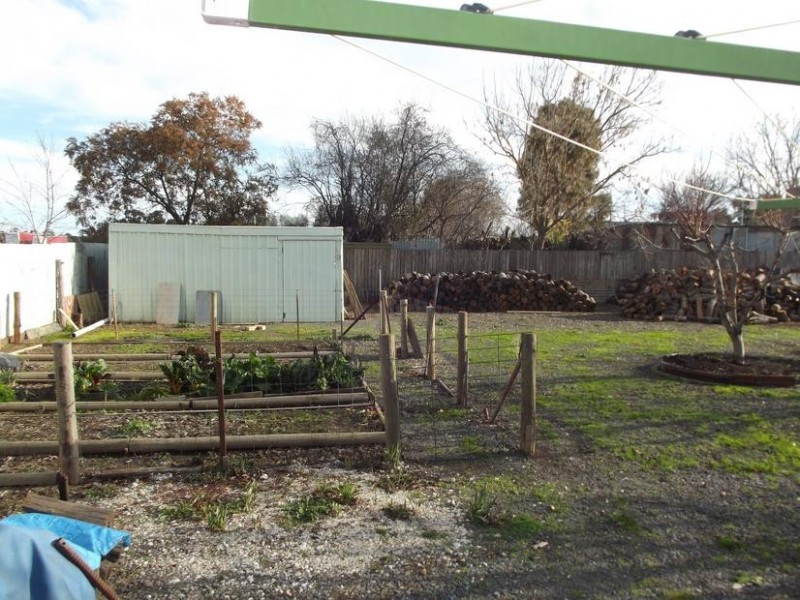 55 Bucknall Street, CARISBROOK, Maryborough VIC 3465