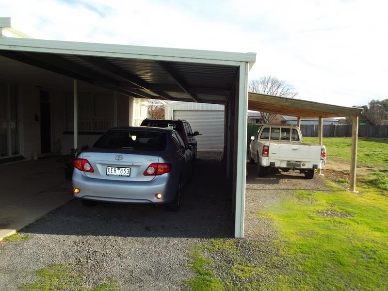 55 Bucknall Street, CARISBROOK, Maryborough VIC 3465