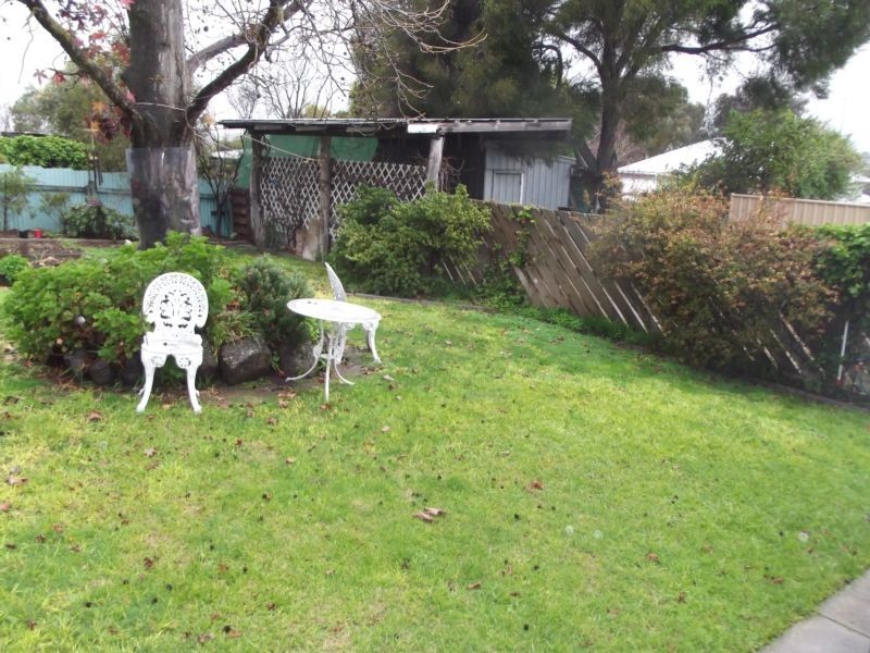 8 Archer Street, Maryborough VIC 3465