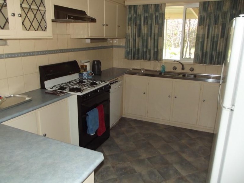 23 Peel Street, Maryborough VIC 3465