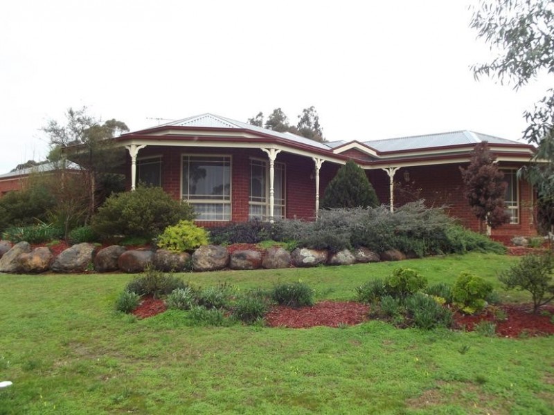 9 Joseph Court, Maryborough VIC 3465