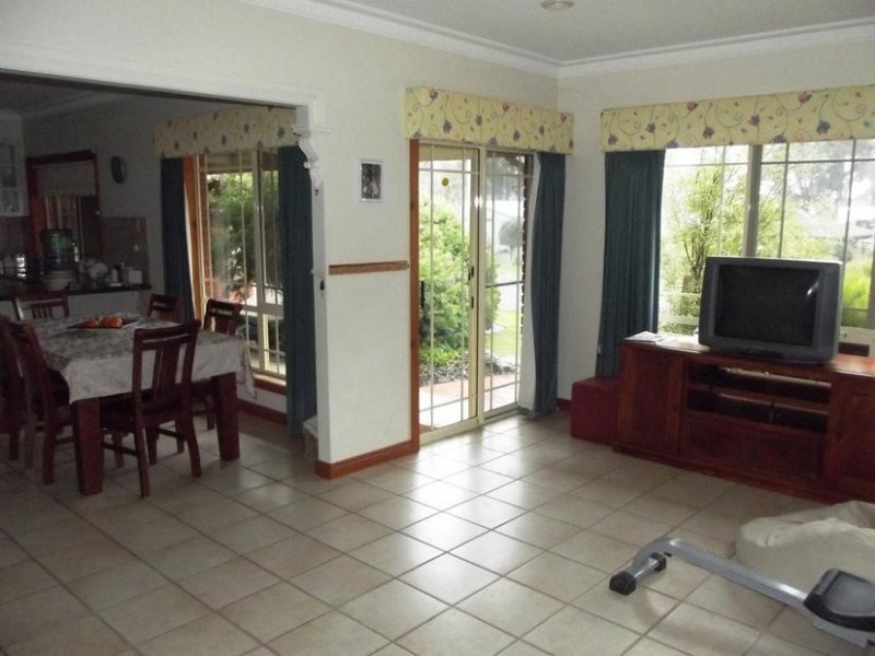 9 Joseph Court, Maryborough VIC 3465