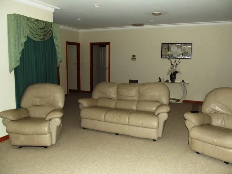 9 Joseph Court, Maryborough VIC 3465