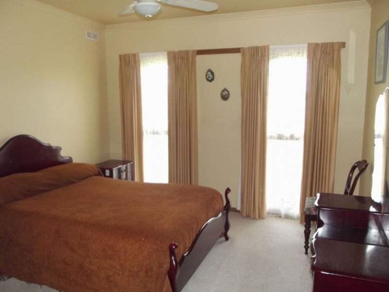 56 Laidman Street, Maryborough VIC 3465