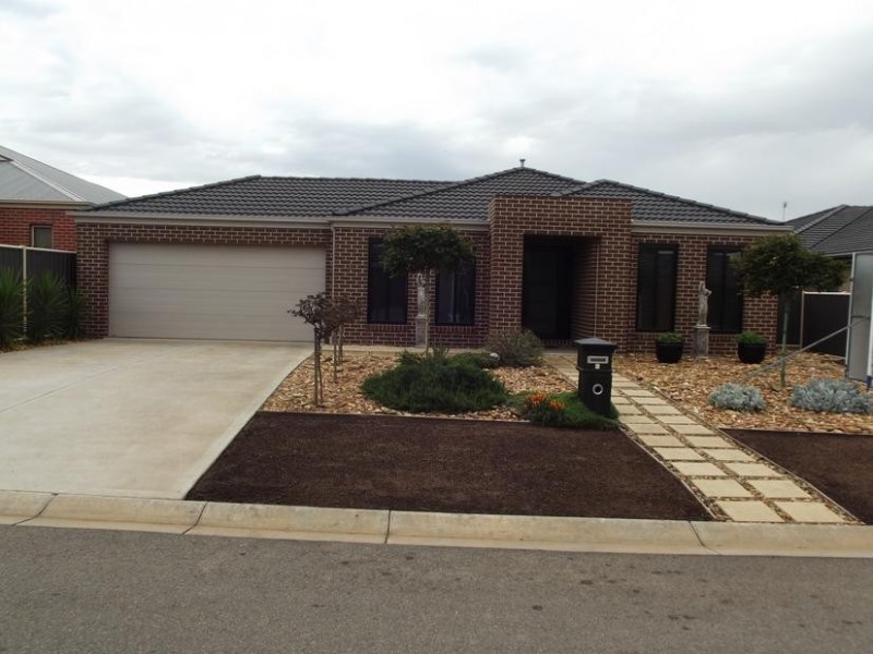 6 Gardiner Court, Maryborough VIC 3465