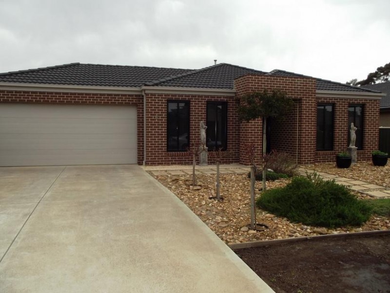 6 Gardiner Court, Maryborough VIC 3465