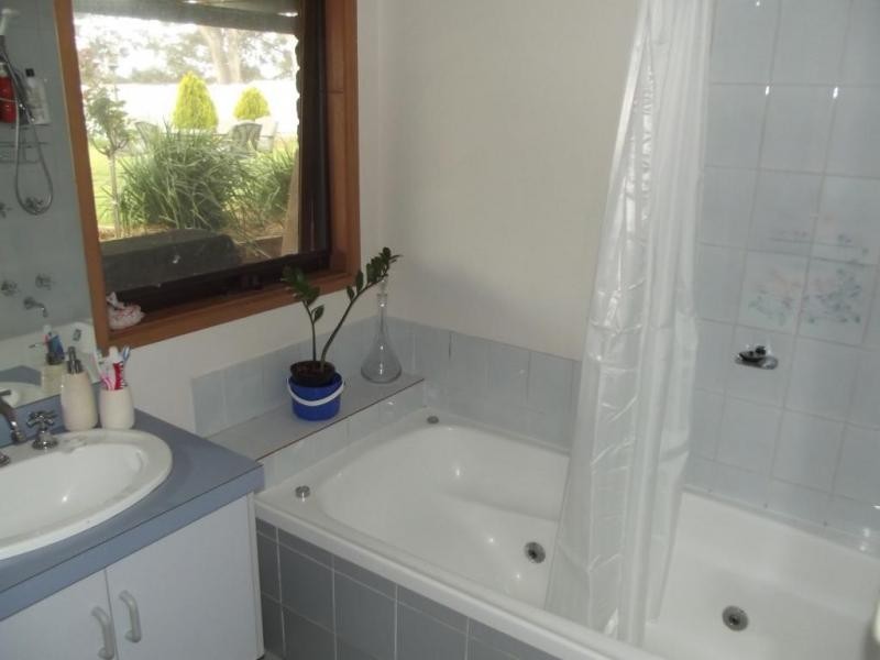 15 Rowland Court, DAISY HILL, Maryborough VIC 3465