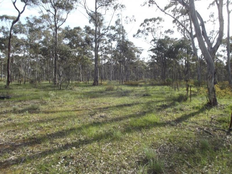 215 Peacock Track-Lillicur, Talbot VIC 3371