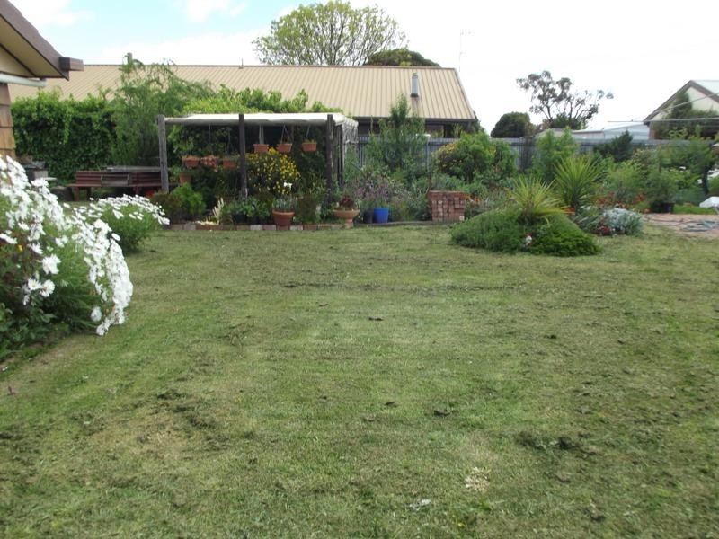 113 Queens Avenue, Maryborough VIC 3465