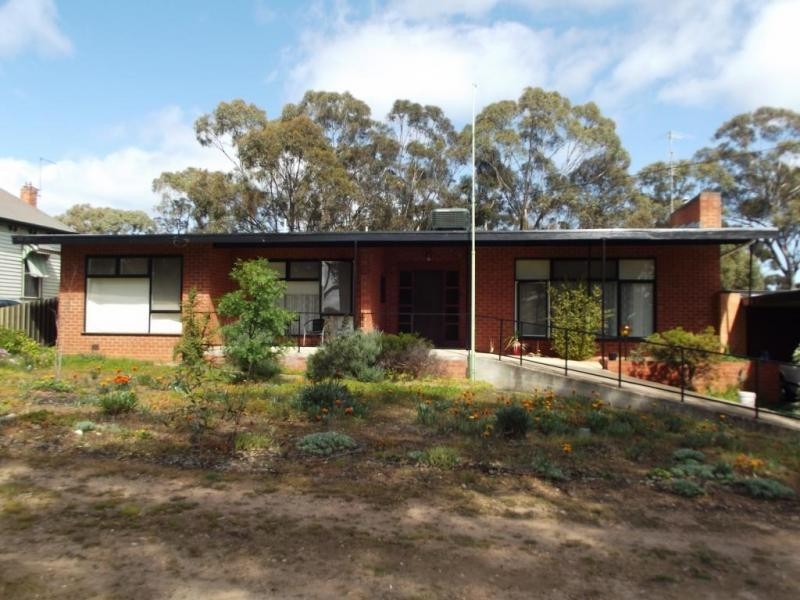 100 Majorca Road, Maryborough VIC 3465