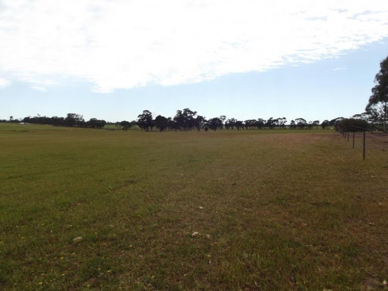 Lot 2,  Rooneys Lane PAINSWICK, Dunolly VIC 3472