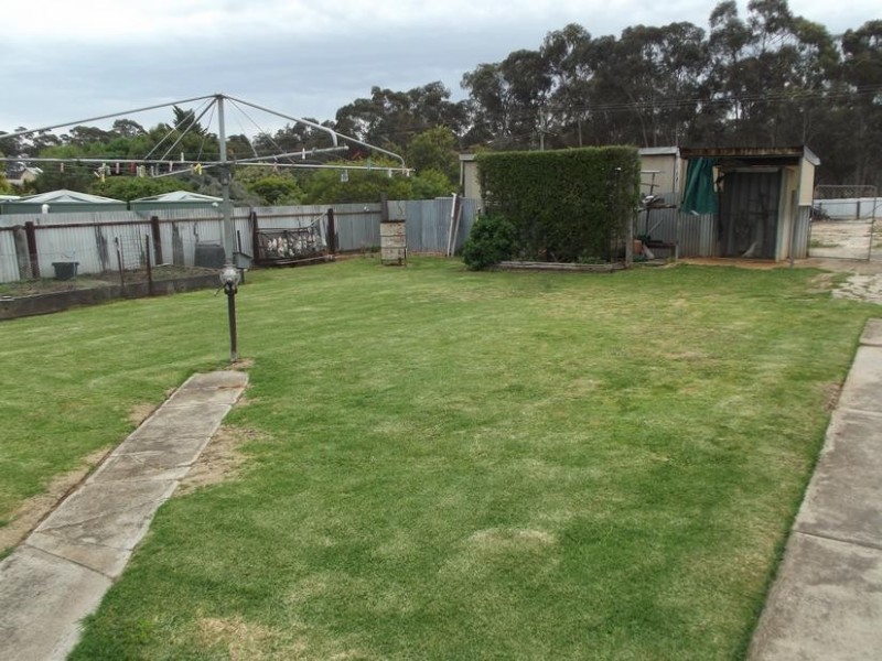 16 Market Street, Dunolly VIC 3472