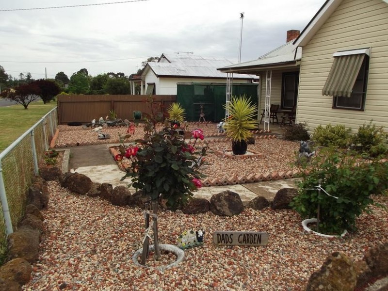 16 Market Street, Dunolly VIC 3472