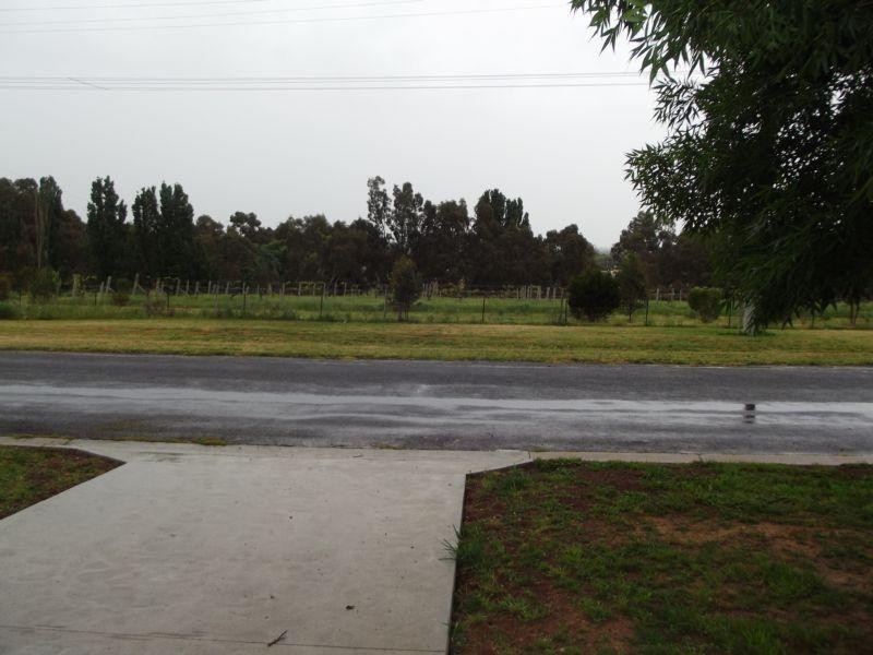 12 McCallum Street, Carisbrook VIC 3464