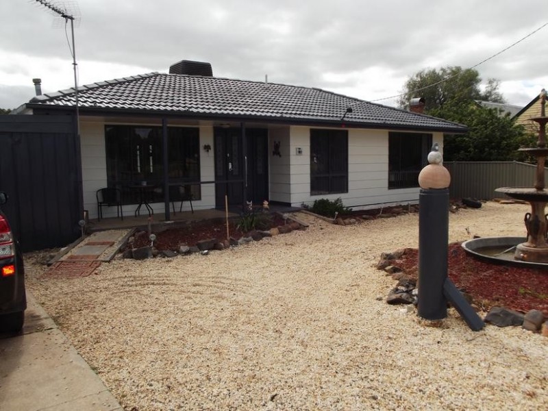 6 Annesly Street, CARISBROOK, Maryborough VIC 3465